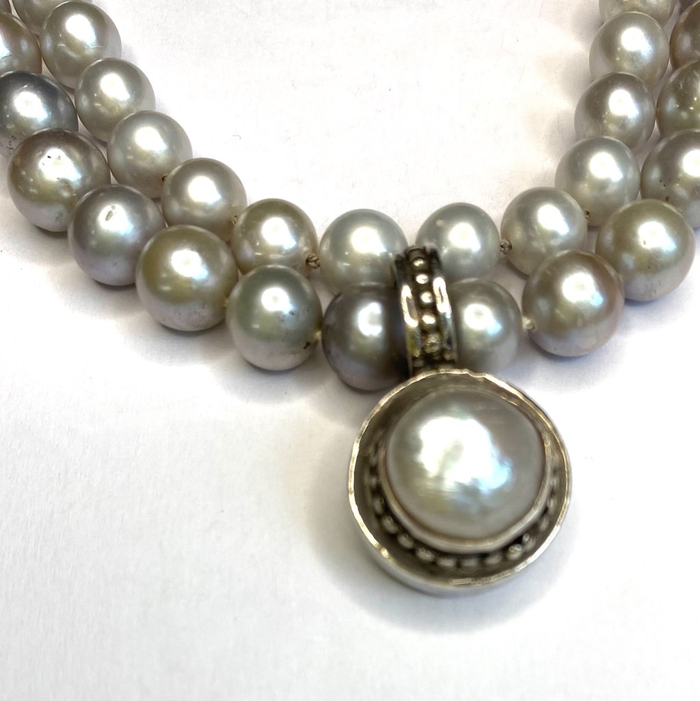 DOUBLE STRAND PEARL NECKLACE