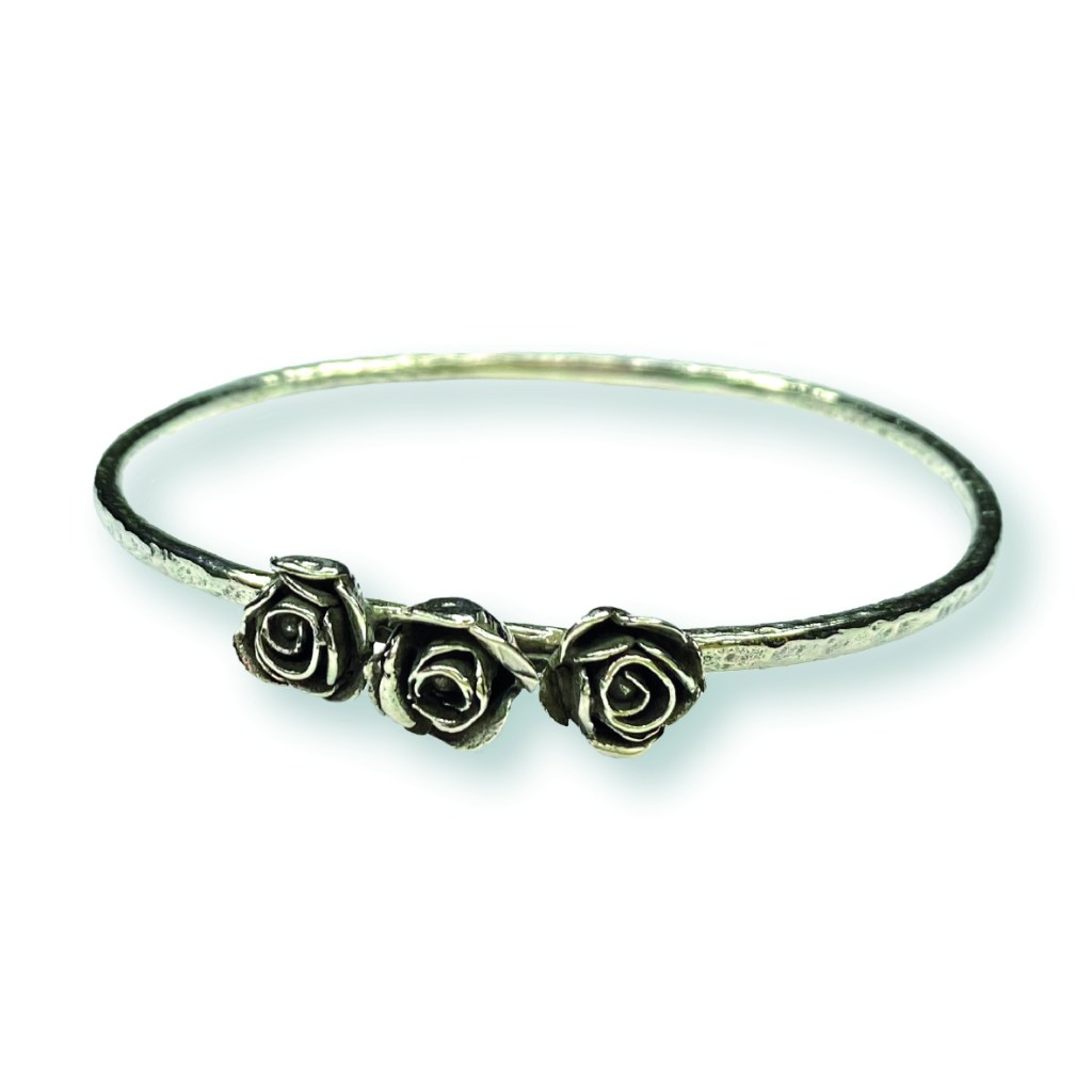 ROSA-TRIA BANGLE